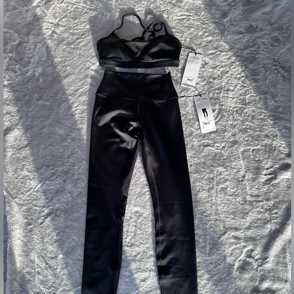 Black alo yoga airlift matching set
